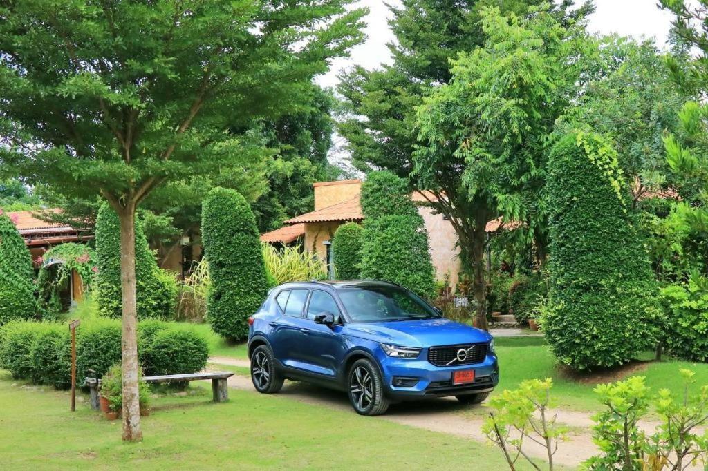 Villa Tuscany Country Resort Suan Phueng Buitenkant foto