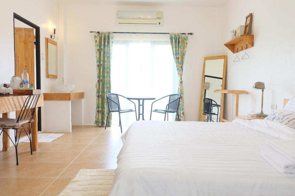 Villa Tuscany Country Resort Suan Phueng Buitenkant foto