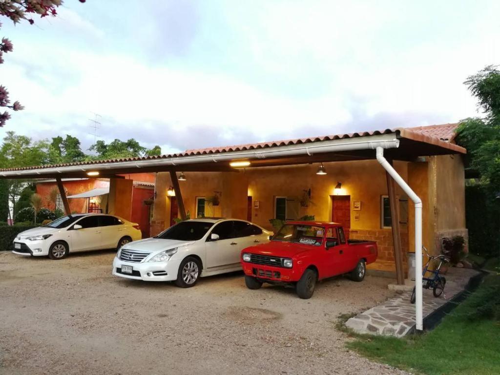 Villa Tuscany Country Resort Suan Phueng Buitenkant foto