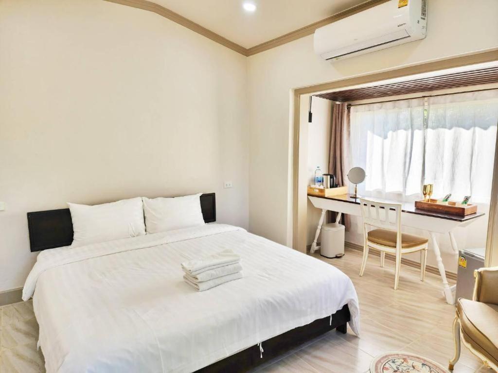 Villa Tuscany Country Resort Suan Phueng Buitenkant foto